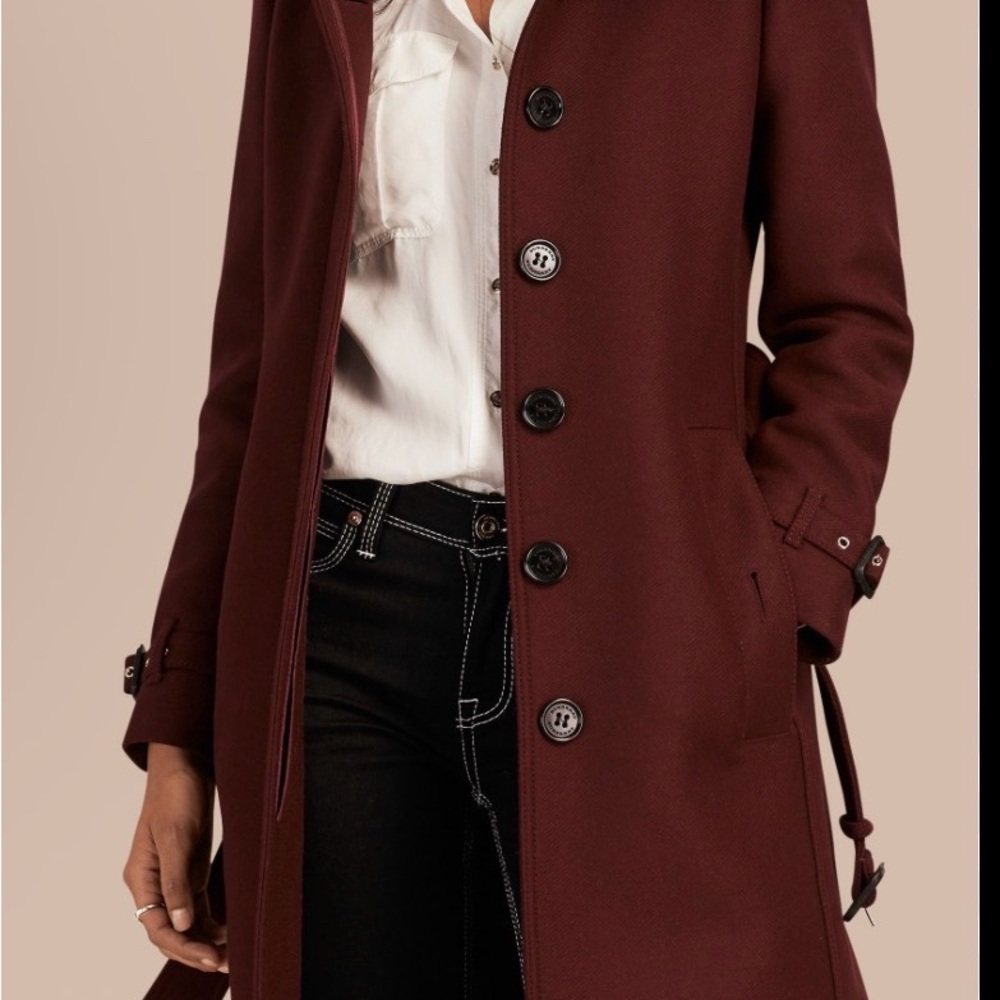 Burberry Women’s Burgundy wool Coat - UK2/US0